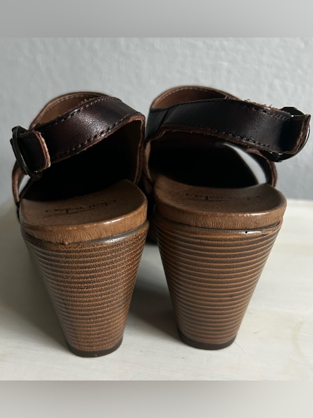 Dansko Riley heeled slingback clogs, size 37 (6.5-7). Dark brown leather upper. - Picture 8 of 9